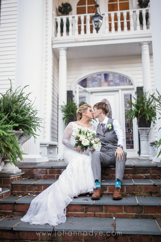 Photoshoot of Bride and Groom by the Front door at The Matthews House
